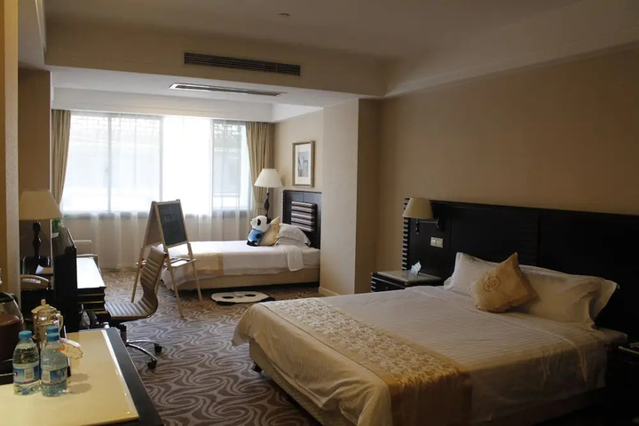 guest_rooms