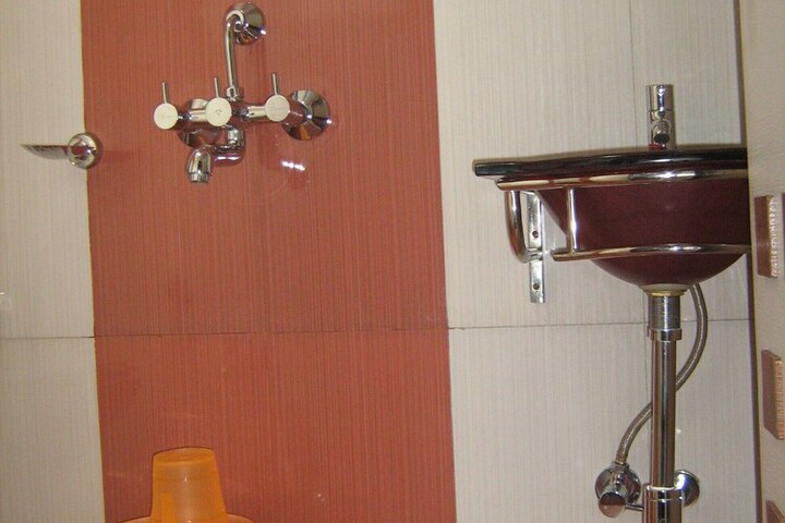 Room 36 of 42