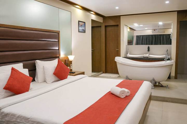 Room 43 of 114