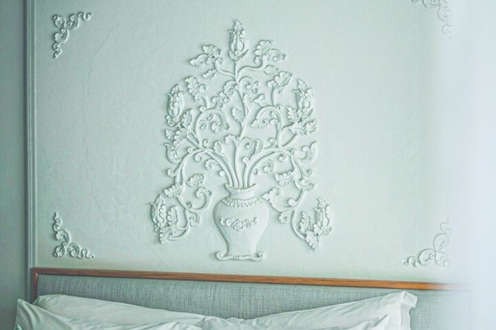Room 13 of 93
