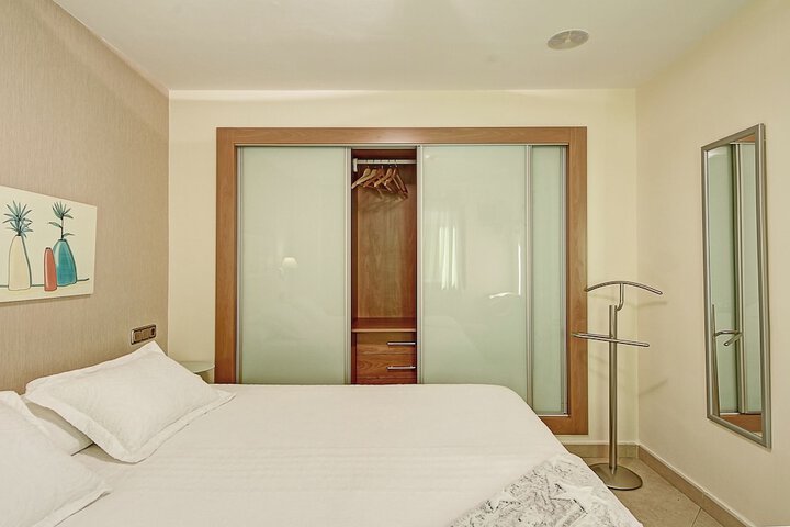 Room 7 of 71