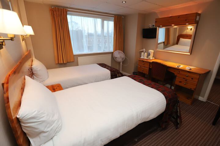 Room 19 of 44