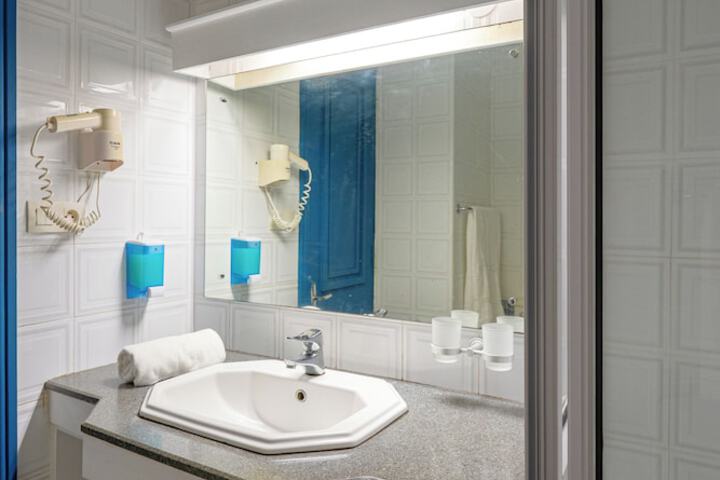 Bath Photo