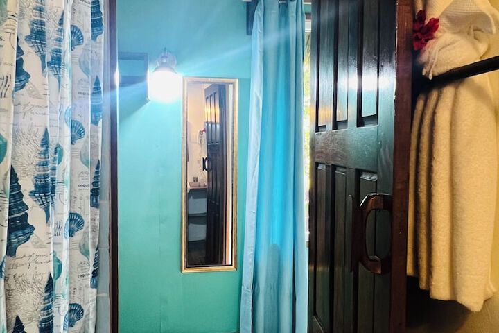 Room 126 of 180