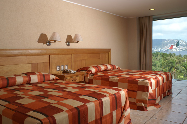 Room 7 of 11
