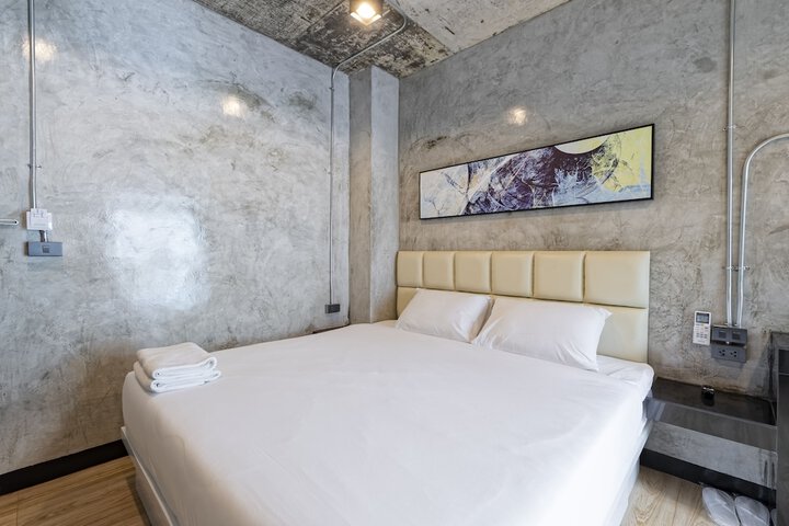 Room 14 of 39
