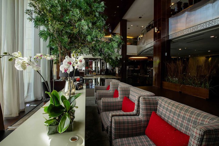 Guest Lobby