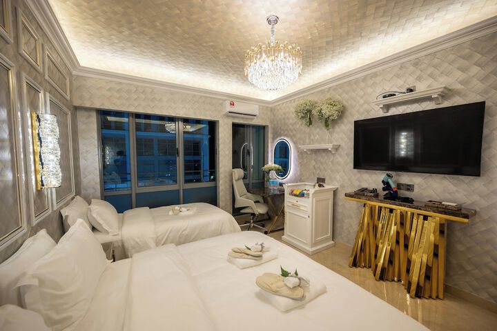 Room 79 of 285