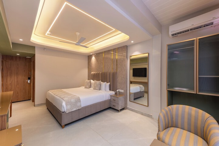 Room 13 of 46