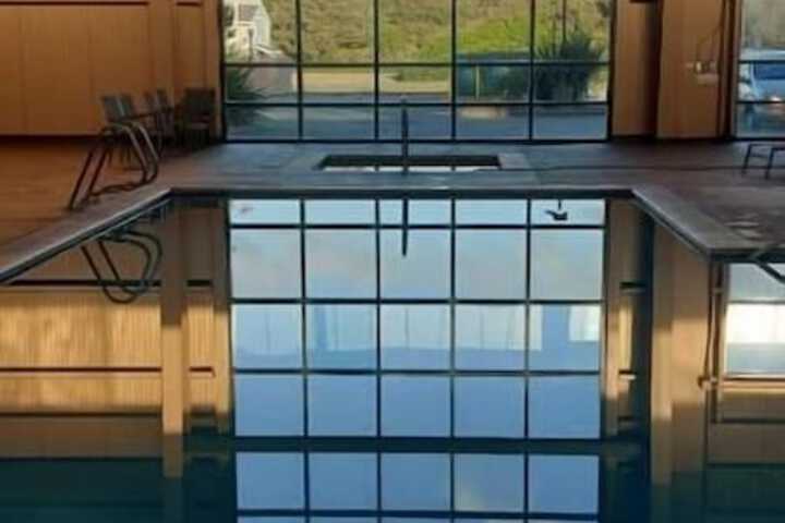 Pool image of Hotel Mar Vista