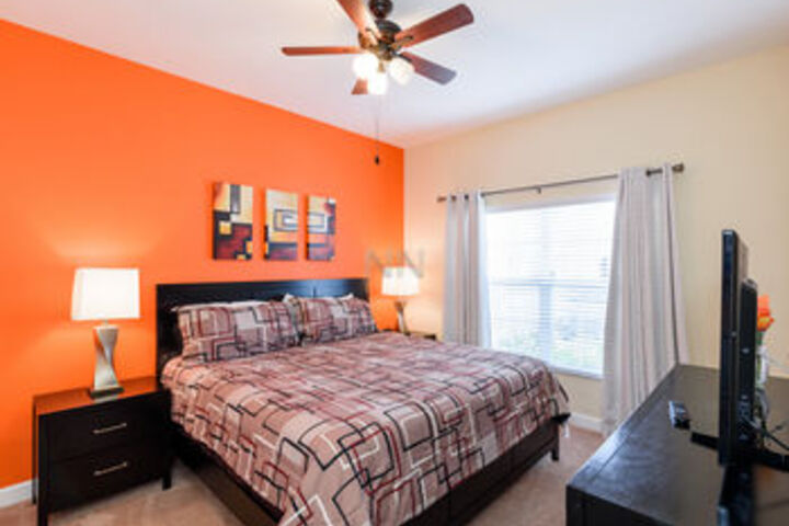 Room 301 of 687