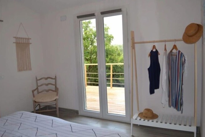 Room 5 of 41