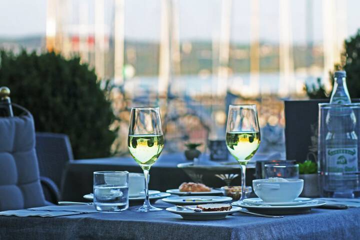 Dining 59 of 70