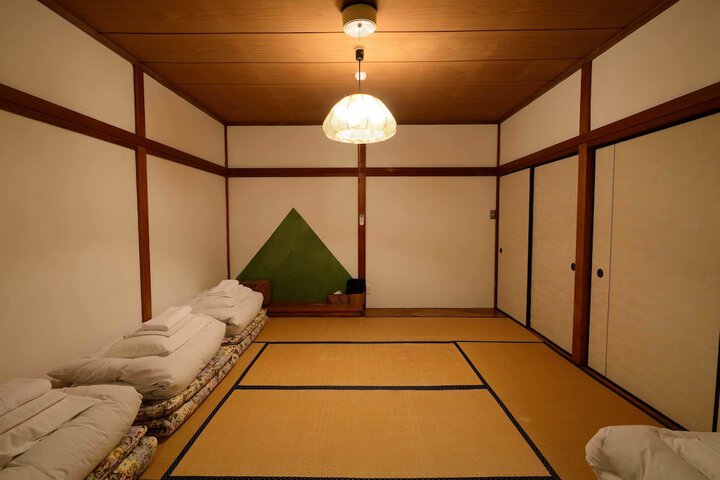 Room 14 of 71
