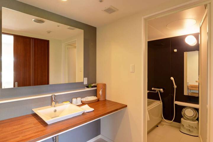 Room 20 of 58