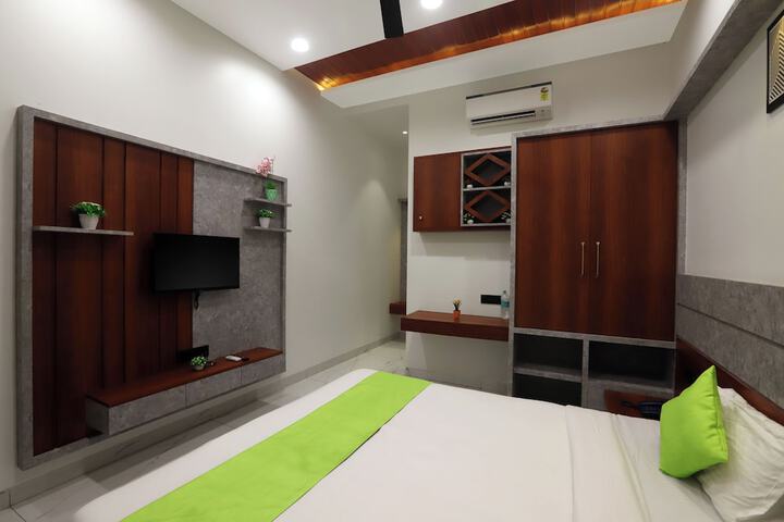 Room 7 of 23