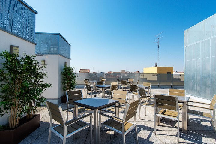 Terrace/Patio 118 of 122