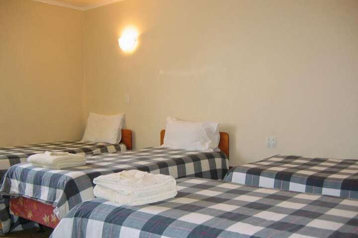 Room 14 of 32