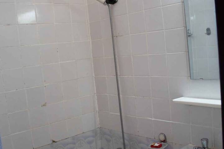 Room 26 of 60