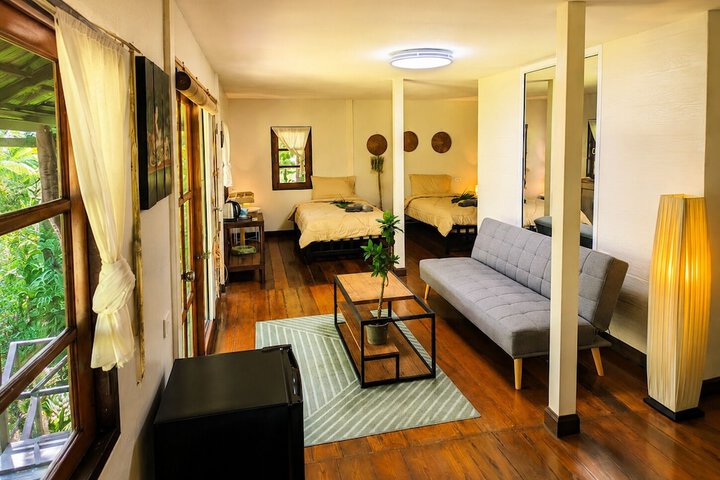 Room 9 of 63