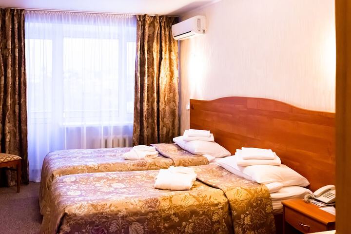 Room 10 of 116