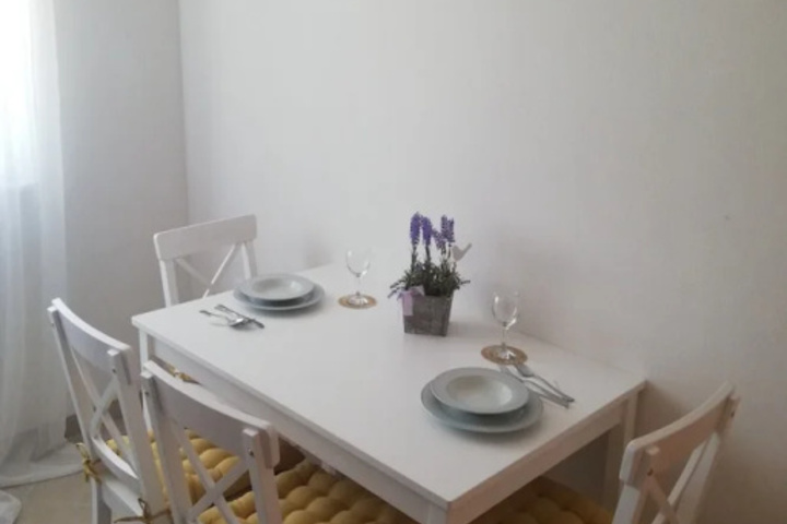 Dining 16 of 16
