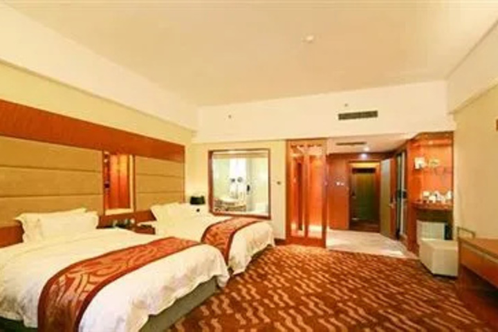 Room 4 of 20