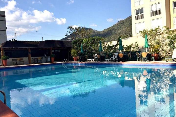 Pools & Facilities