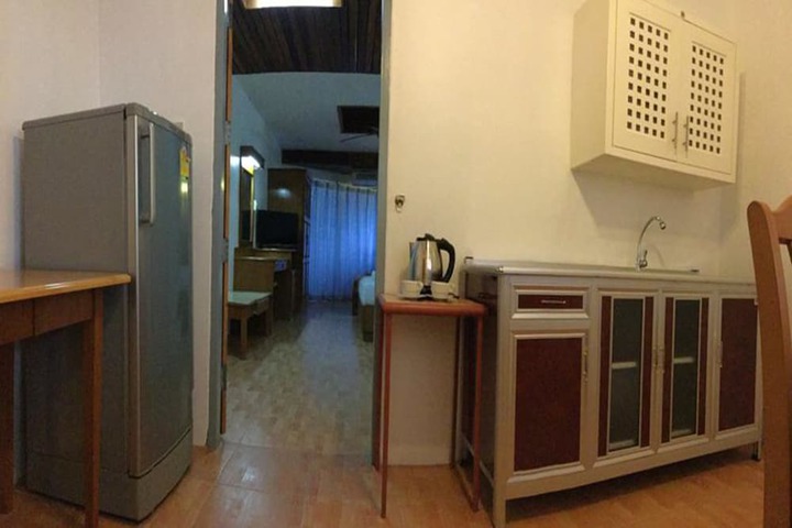 Room 22 of 37