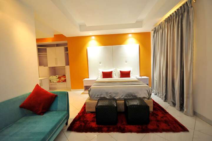 Room 15 of 20