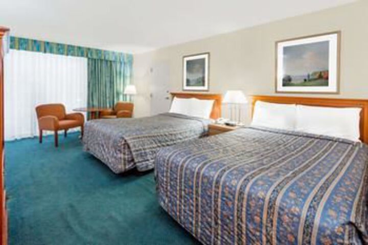 Room 21 of 53