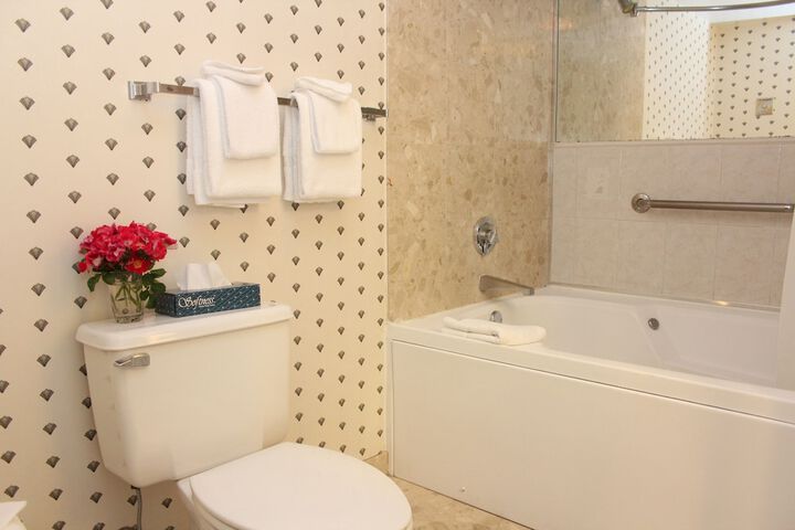 Room 14 of 27