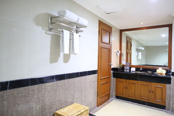 Bathroom Vanities