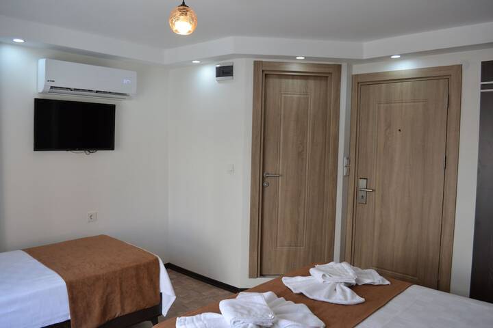 Room 26 of 88