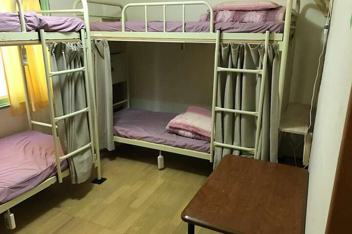 Room 19 of 52