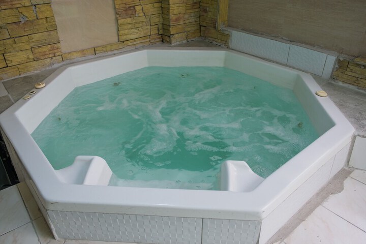 Spa 96 of 144