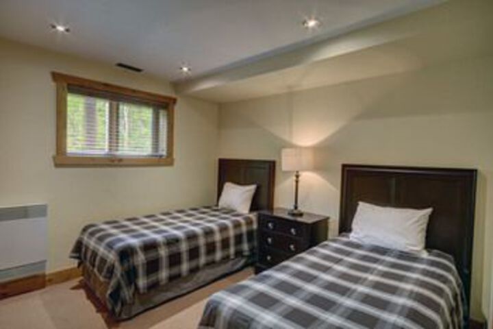 Room 16 of 45