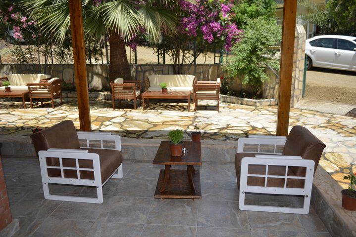 Terrace/Patio 25 of 28