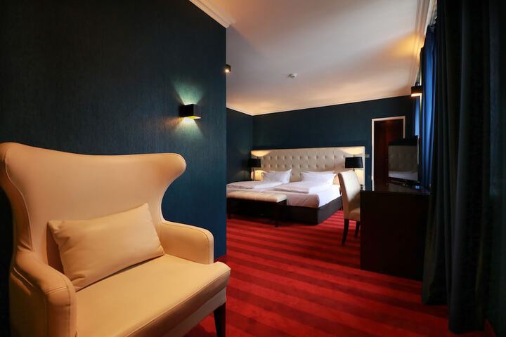 Room 30 of 101