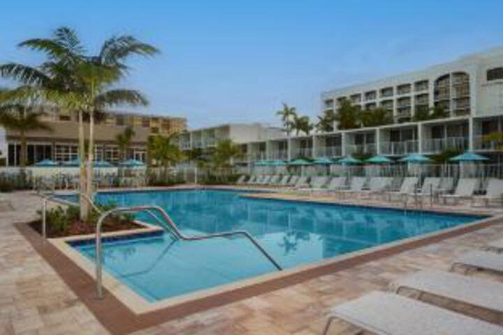 Pools & Facilities