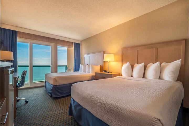 Double Accessible King Size Bed (6 of 7)