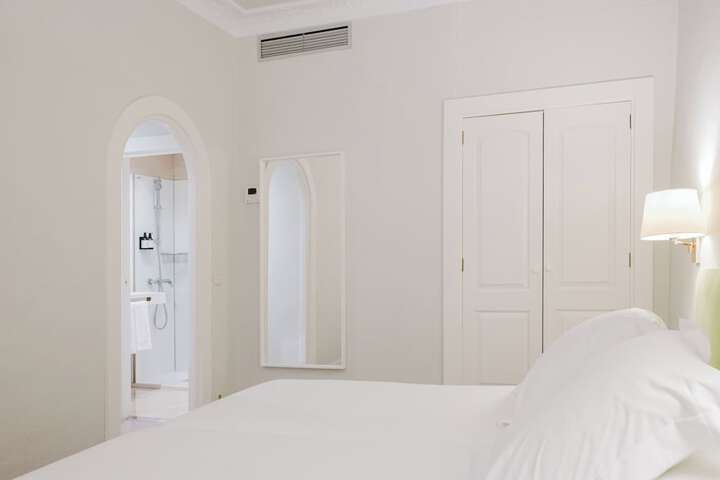 Room 19 of 58
