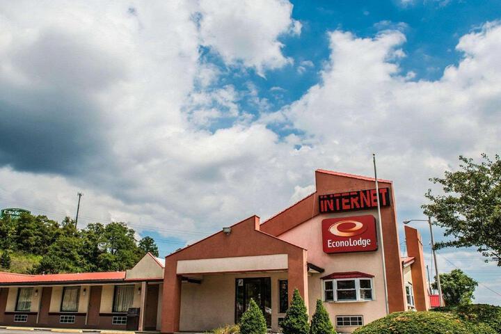 Image of Econo Lodge Pittsburgh