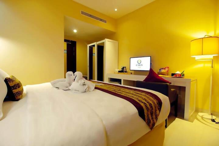 Room 20 of 48