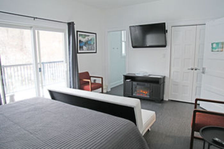 Room 40 of 63