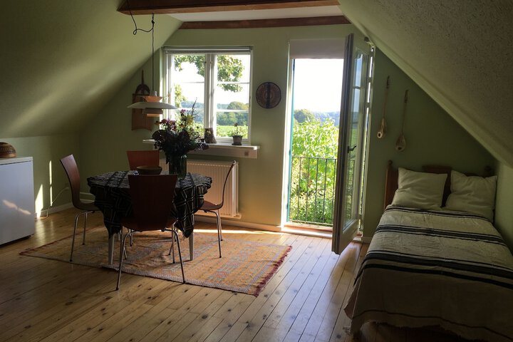 Room 15 of 45