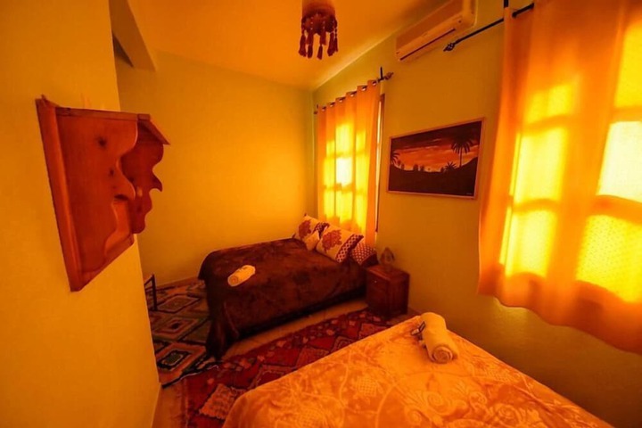 Room 13 of 27