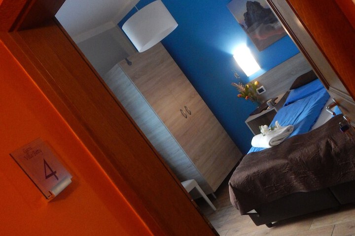 Room 14 of 75