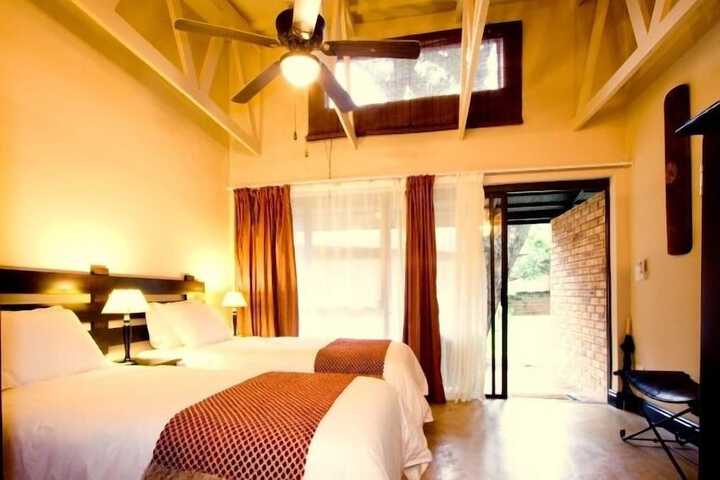 Room 3 of 46