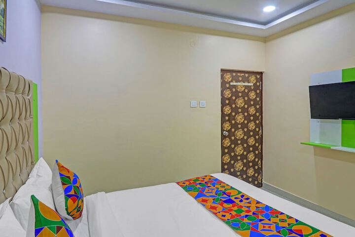Room 12 of 31